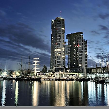 Glob Apartament Sea Towers Gdynia Buitenkant foto